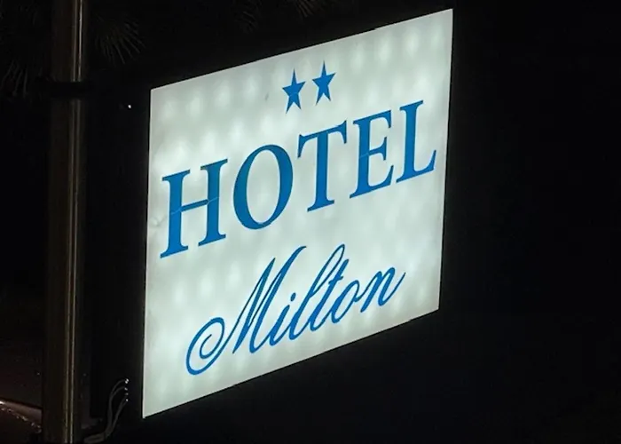 מלון Ristorante Milton